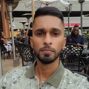 Meet your Posher, Ajay